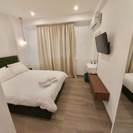 Real City Suites Syntagma Ateny Zewnętrze zdjęcie