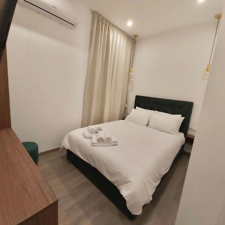 Real City Suites Syntagma Ateny Zewnętrze zdjęcie