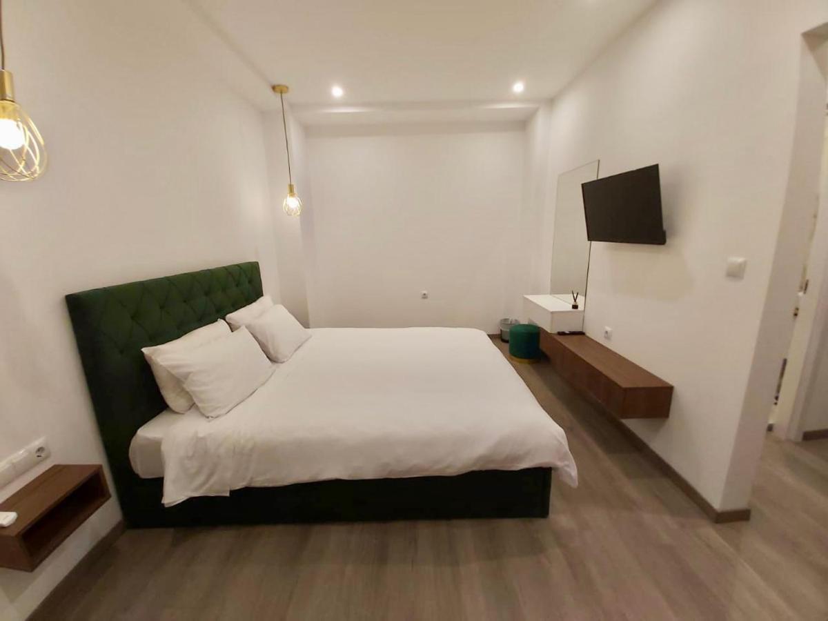 Real City Suites Syntagma Ateny Zewnętrze zdjęcie
